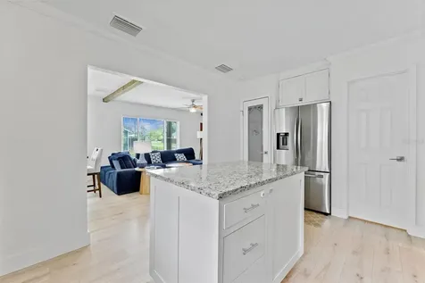 802 W Coral Street Tampa FL 33602
