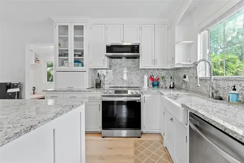 802 W Coral Street Tampa FL 33602