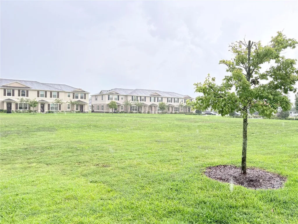 1559 Candlefire Row Kissimmee FL 34744