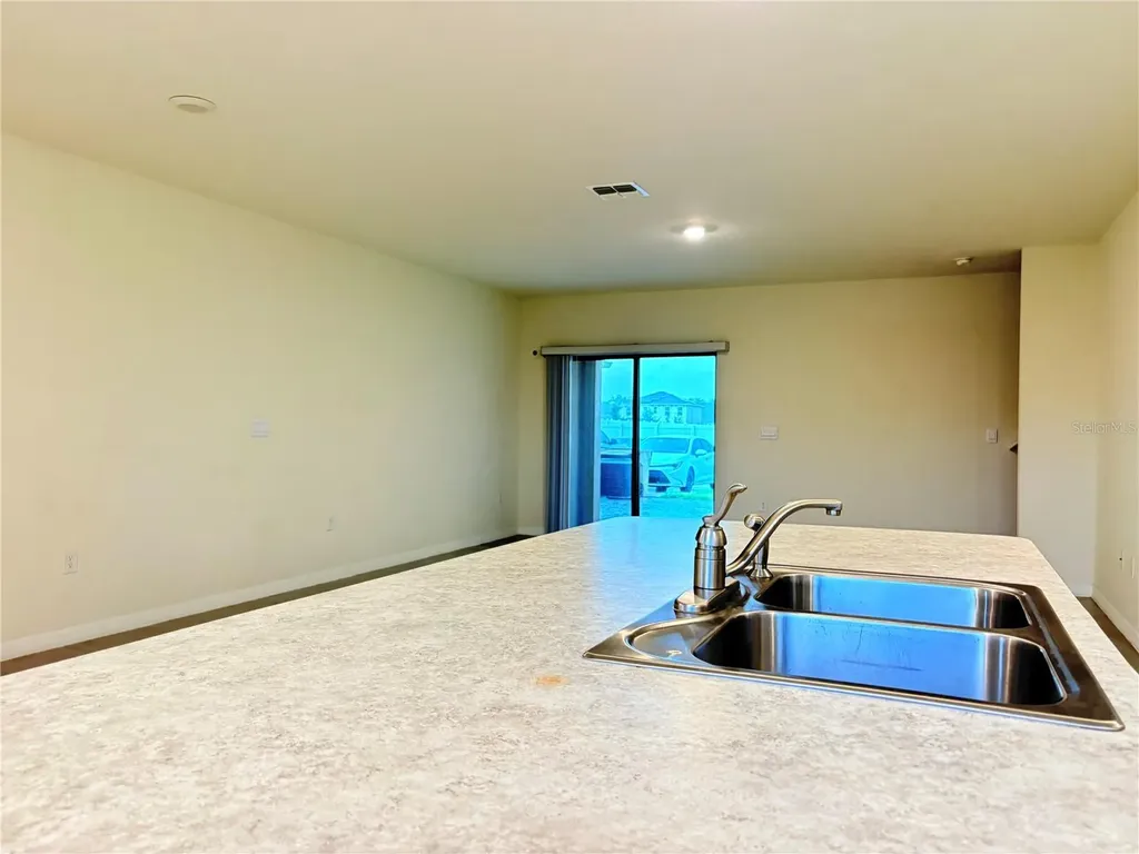 1559 Candlefire Row Kissimmee FL 34744