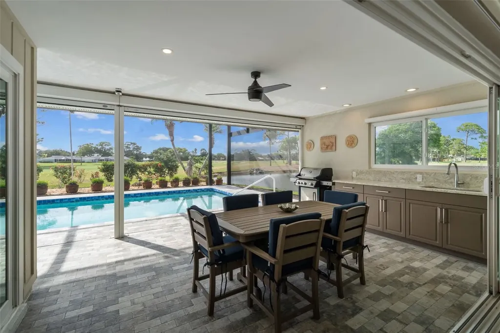3615 Avenida Madera Bradenton FL 34210