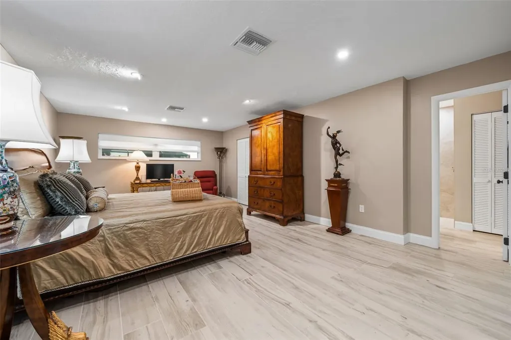 3615 Avenida Madera Bradenton FL 34210