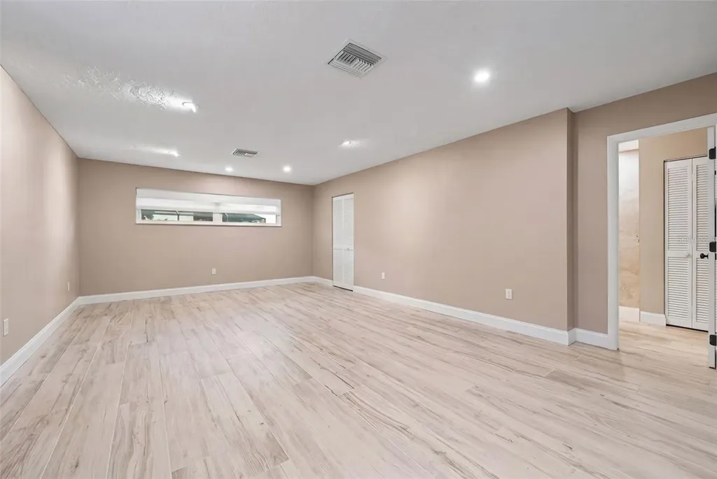 3615 Avenida Madera Bradenton FL 34210
