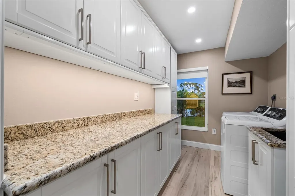 3615 Avenida Madera Bradenton FL 34210