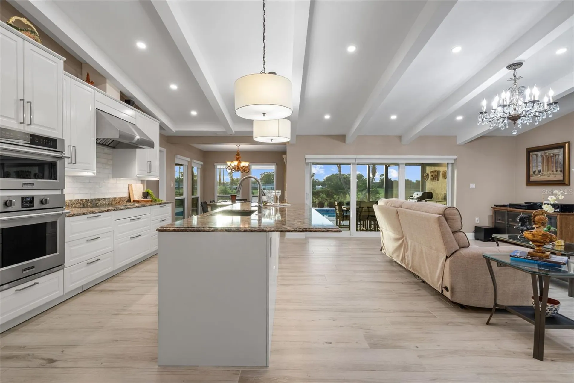 3615 Avenida Madera Bradenton FL 34210