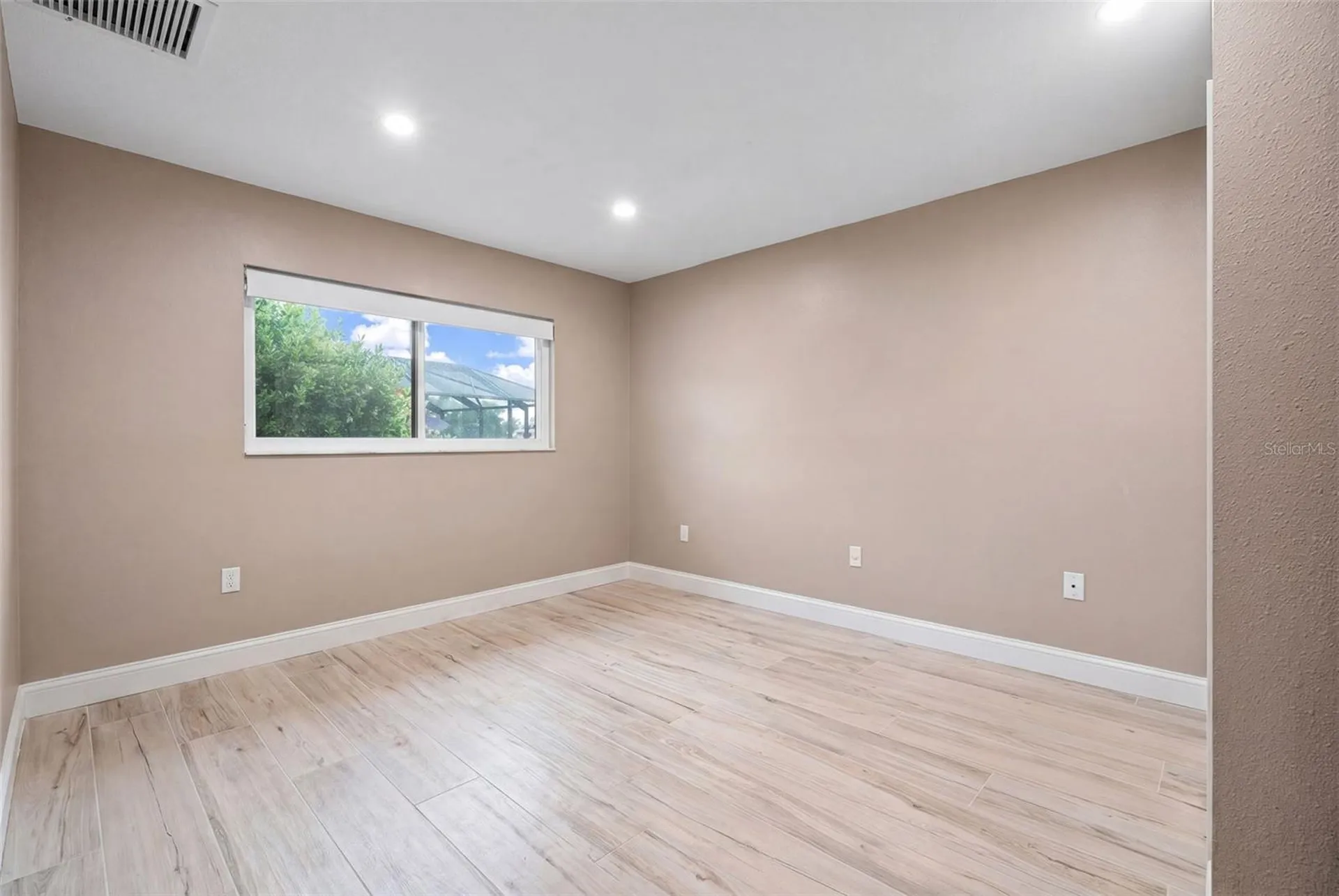 3615 Avenida Madera Bradenton FL 34210