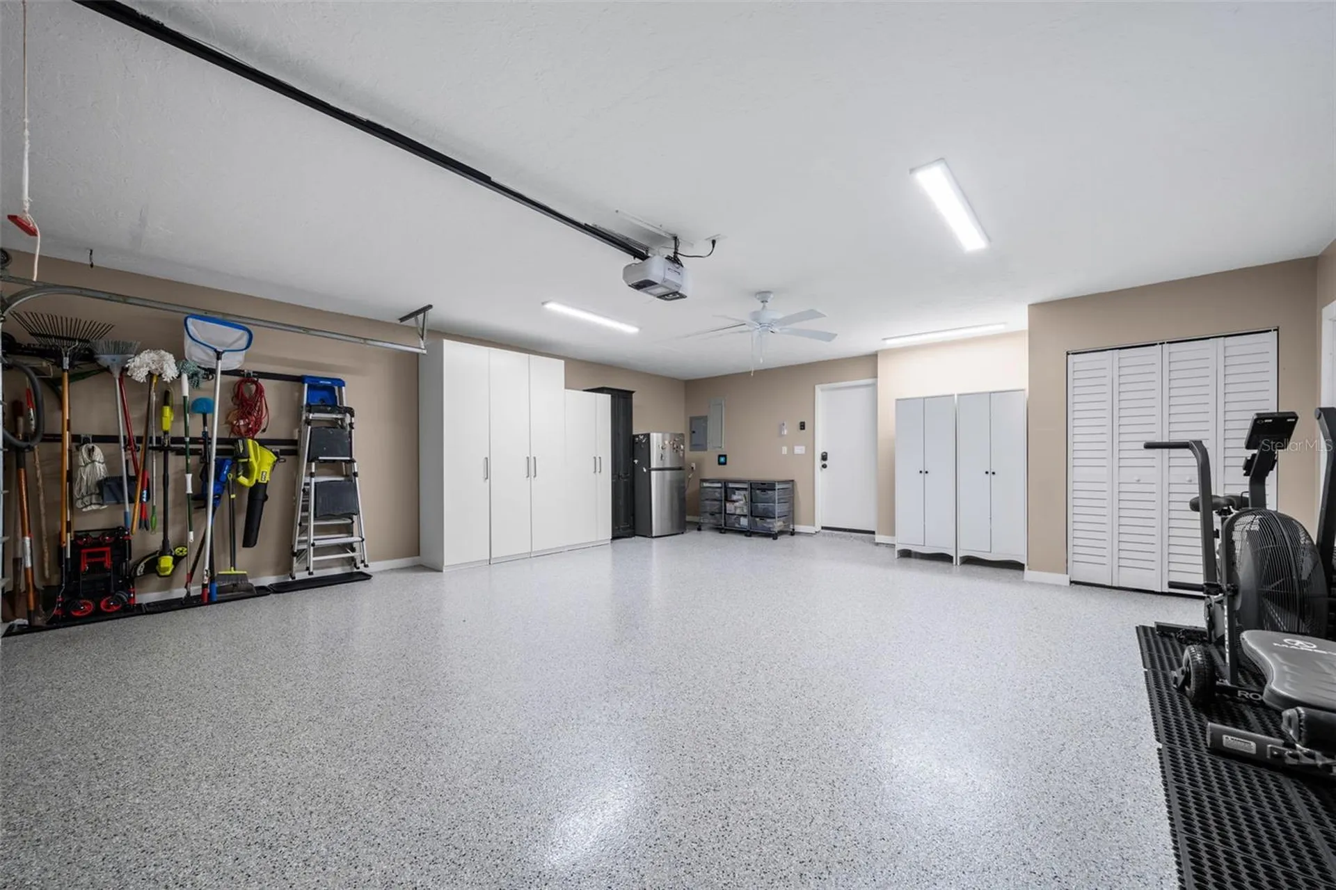 3615 Avenida Madera Bradenton FL 34210