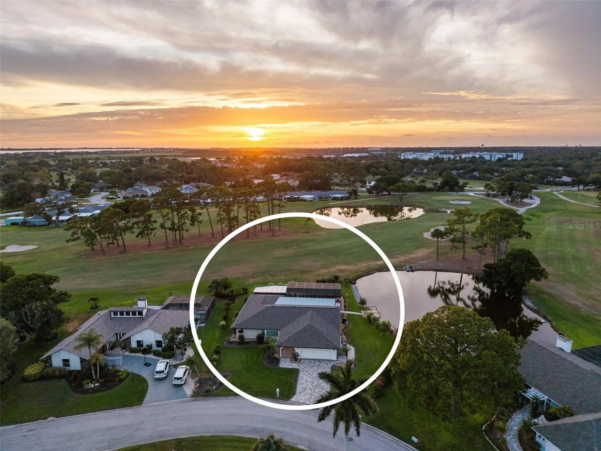 3615 Avenida Madera Bradenton FL 34210