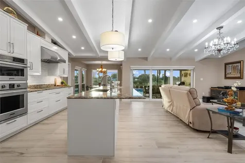 3615 Avenida Madera Bradenton FL 34210