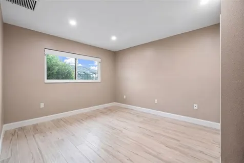 3615 Avenida Madera Bradenton FL 34210