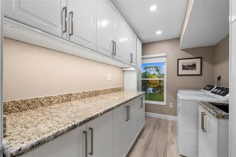 3615 Avenida Madera Bradenton FL 34210