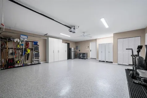 3615 Avenida Madera Bradenton FL 34210