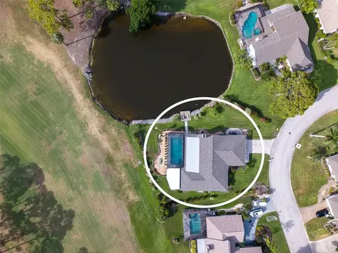 3615 Avenida Madera Bradenton FL 34210