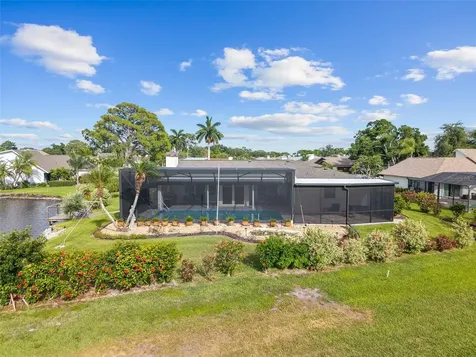 3615 Avenida Madera Bradenton FL 34210