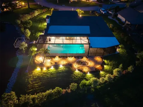 3615 Avenida Madera Bradenton FL 34210