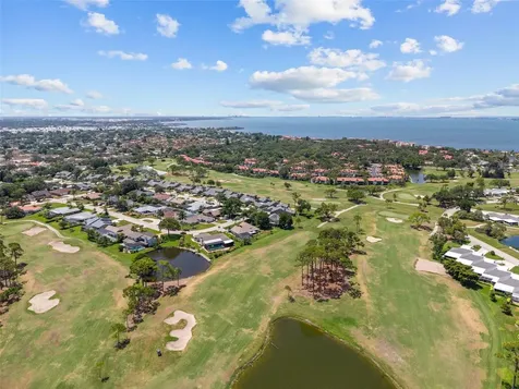 3615 Avenida Madera Bradenton FL 34210