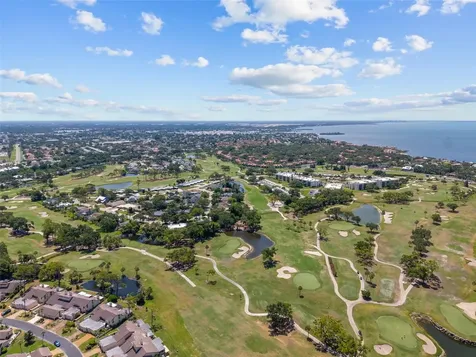3615 Avenida Madera Bradenton FL 34210