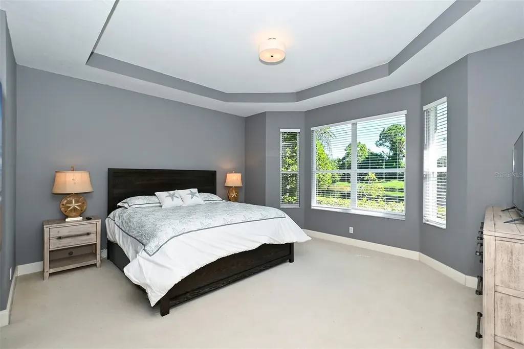 7131 Kensington Court University Park FL 34201