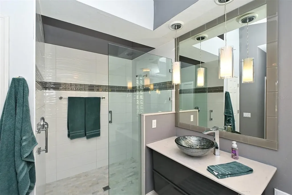 7131 Kensington Court University Park FL 34201