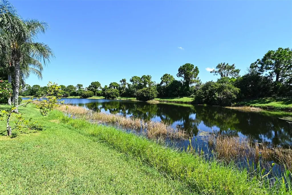 7131 Kensington Court University Park FL 34201