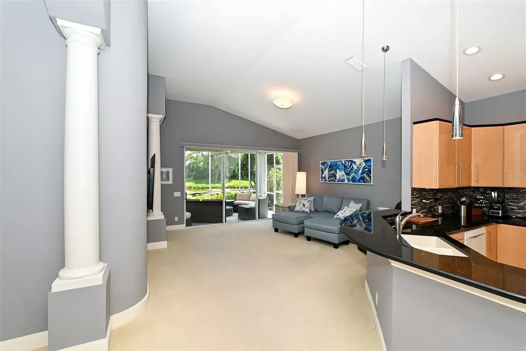 7131 Kensington Court University Park FL 34201