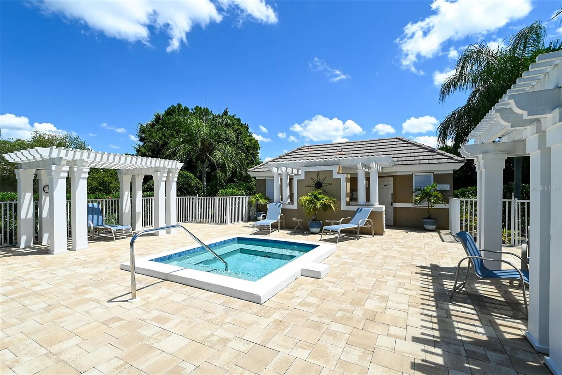 7131 Kensington Court University Park FL 34201