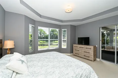 7131 Kensington Court University Park FL 34201
