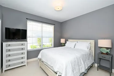 7131 Kensington Court University Park FL 34201