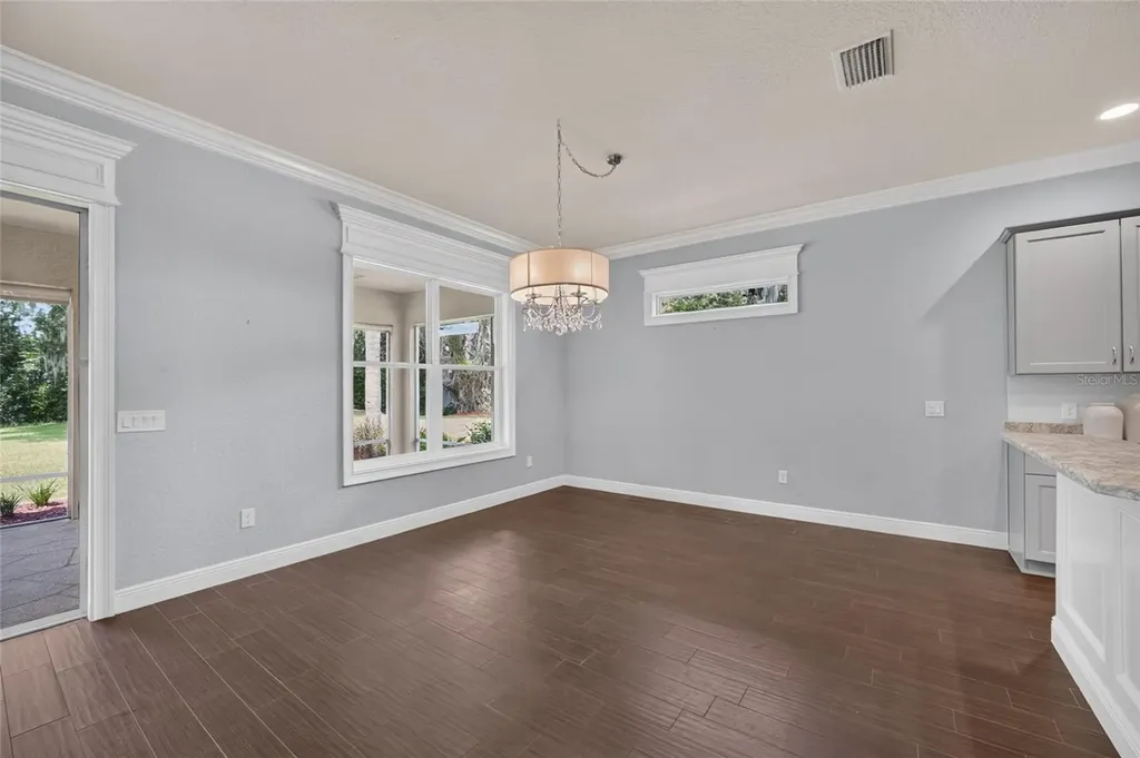 10216 Julia Isles Avenue Oxford FL 34484