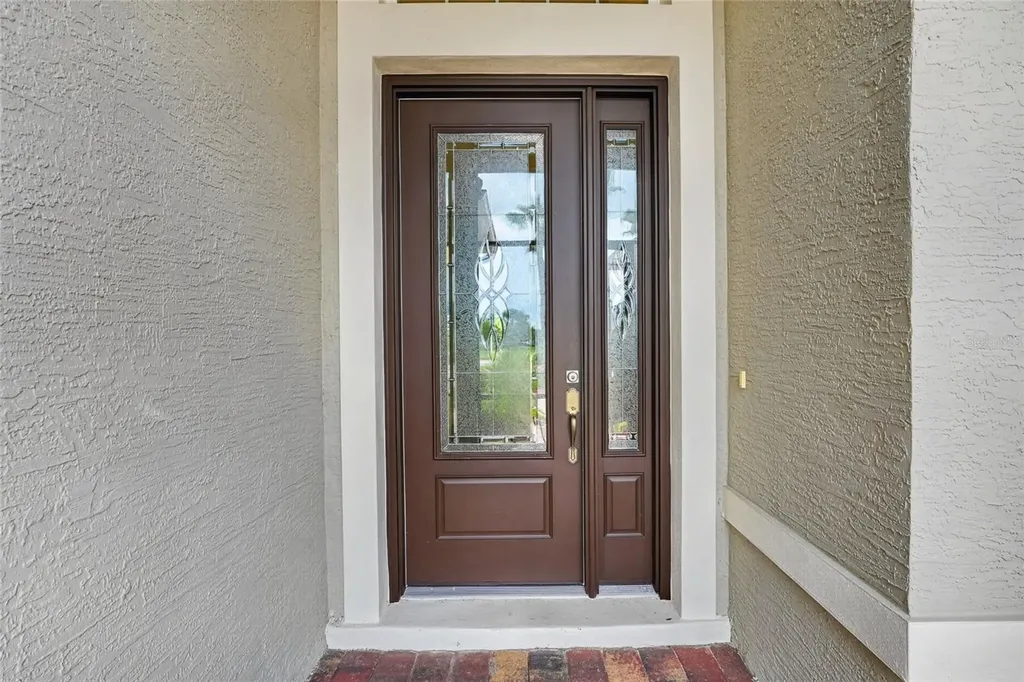 10216 Julia Isles Avenue Oxford FL 34484