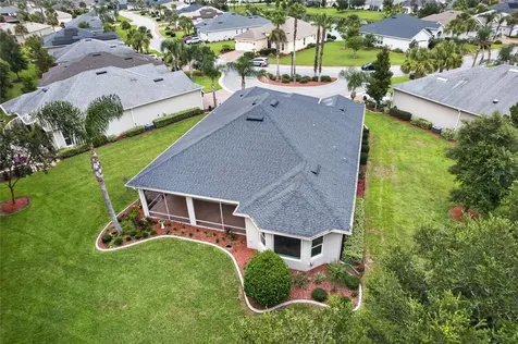 10216 Julia Isles Avenue Oxford FL 34484