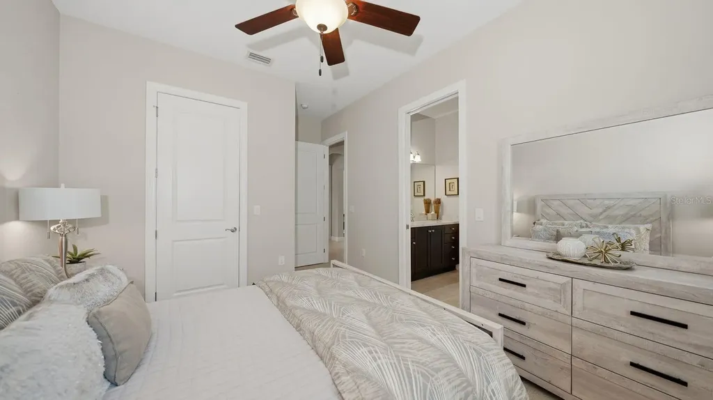 16525 Hillside Circle Lakewood Ranch FL 34202