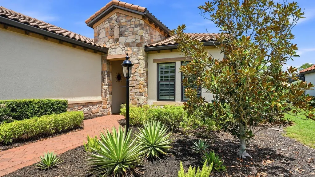 16525 Hillside Circle Lakewood Ranch FL 34202