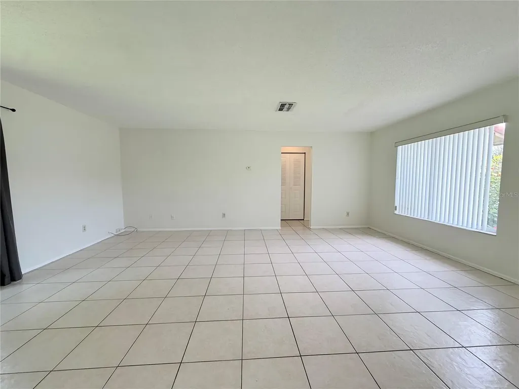 10122 Mason Dixon Circle Orlando FL 32821