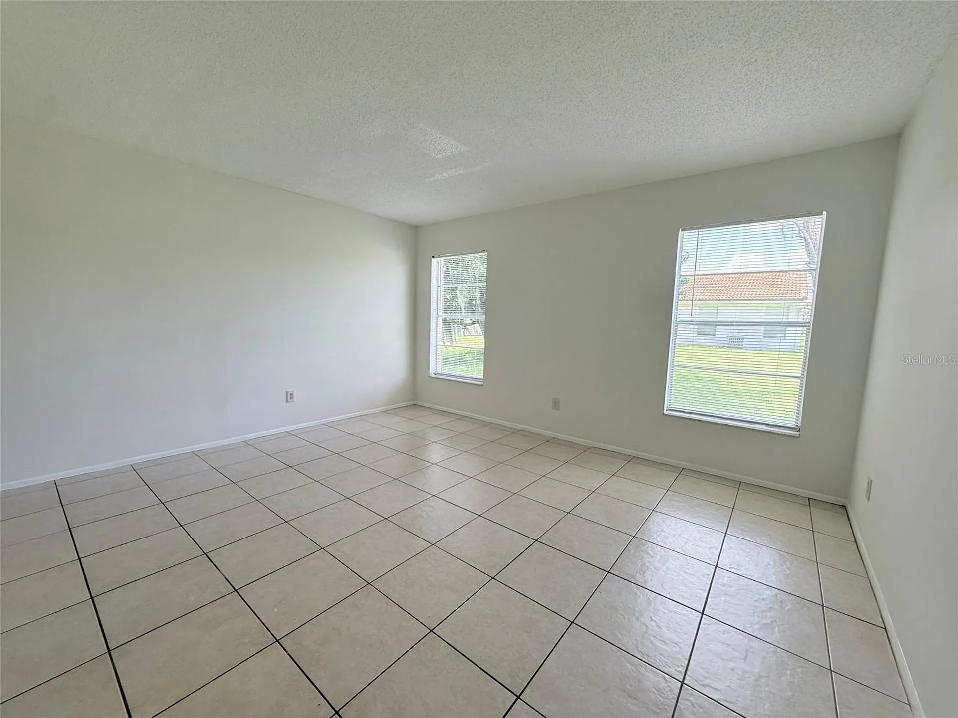 10122 Mason Dixon Circle Orlando FL 32821