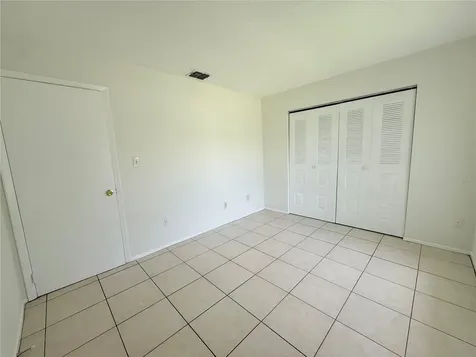 10122 Mason Dixon Circle Orlando FL 32821
