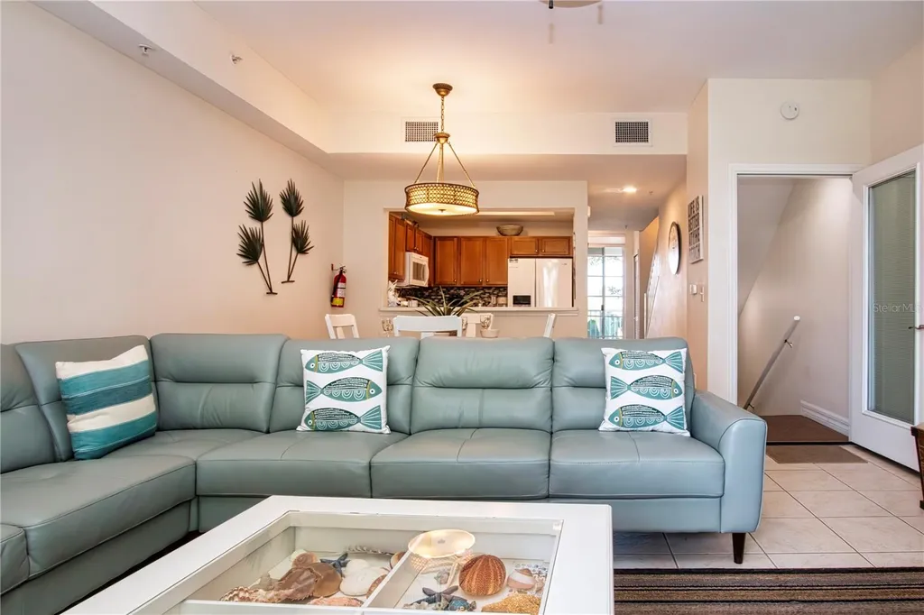 3273 Mangrove Point Drive Ruskin FL 33570