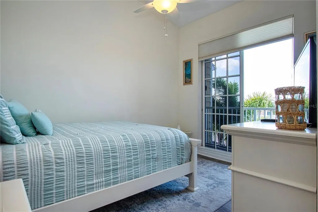 3273 Mangrove Point Drive Ruskin FL 33570