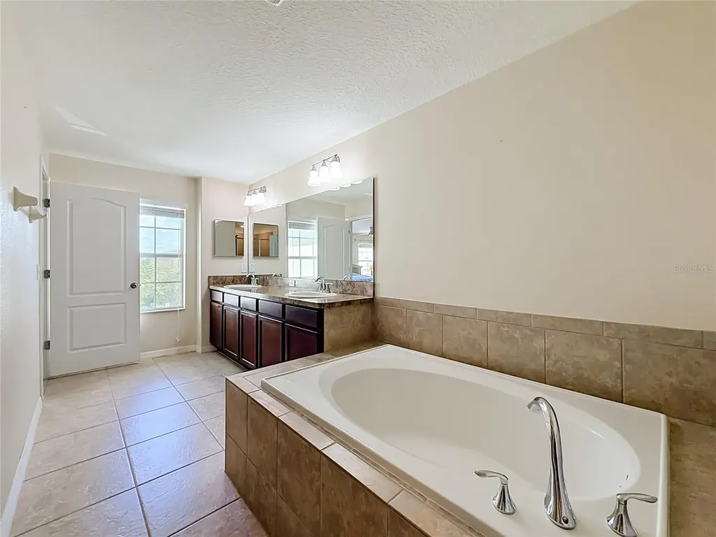 3554 Rodrick Circle Orlando FL 32824