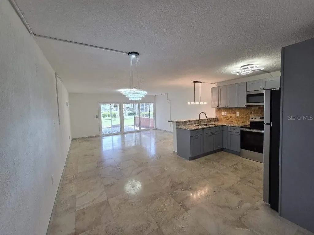 2424 W Tampa Bay Boulevard Tampa FL 33607