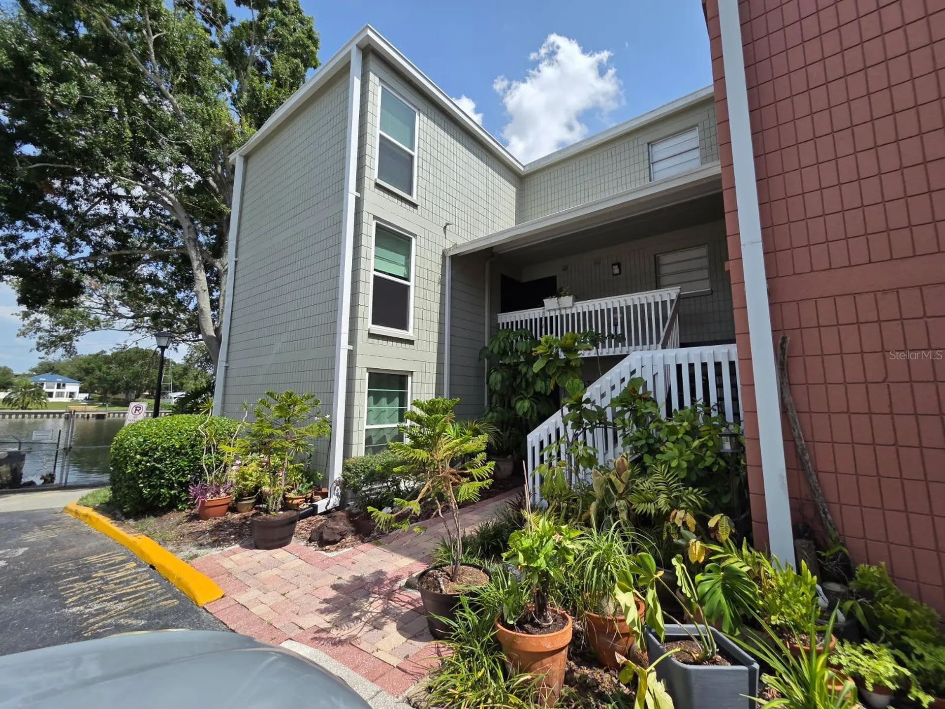 2424 W Tampa Bay Boulevard Tampa FL 33607
