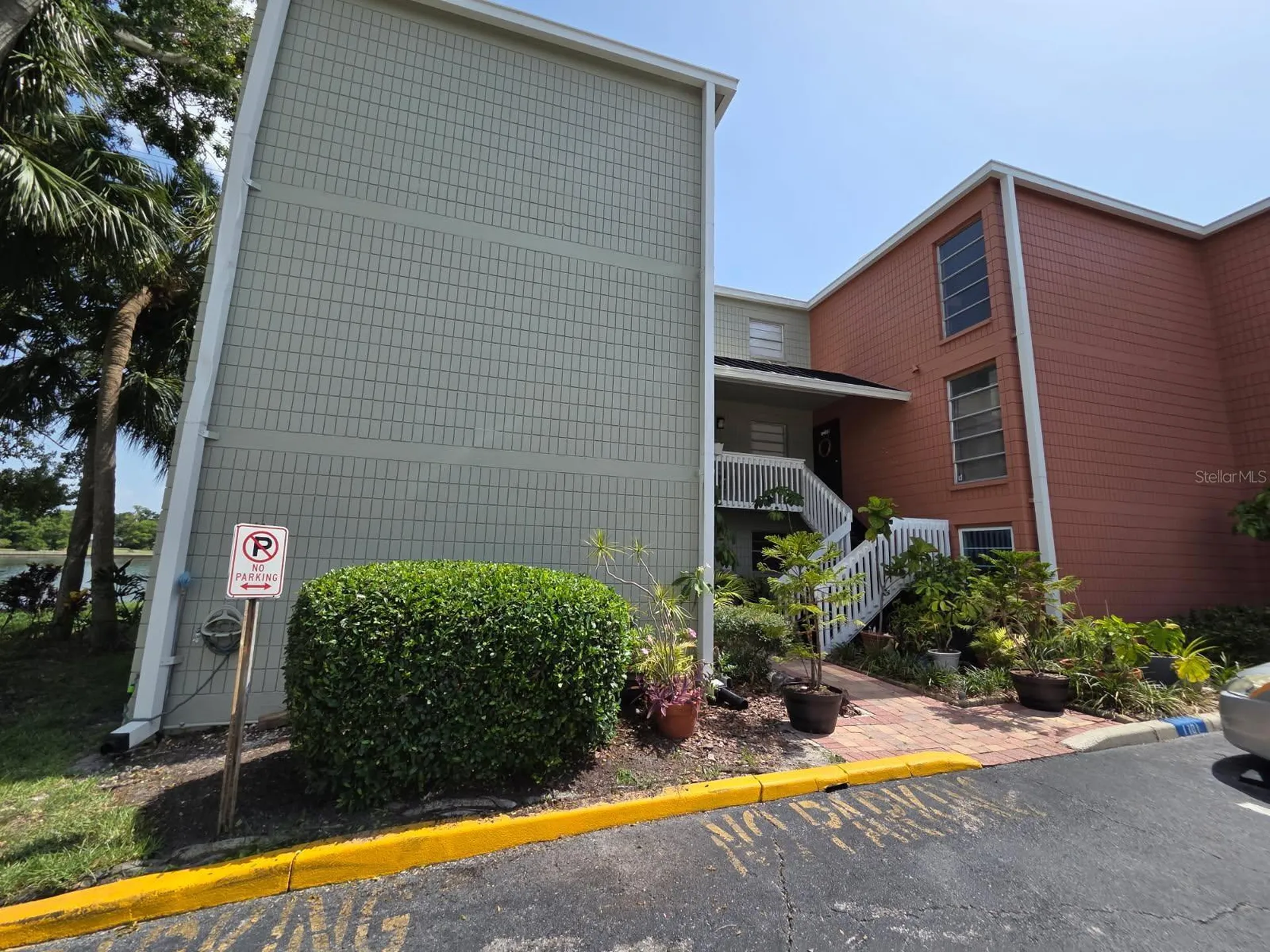 2424 W Tampa Bay Boulevard Tampa FL 33607