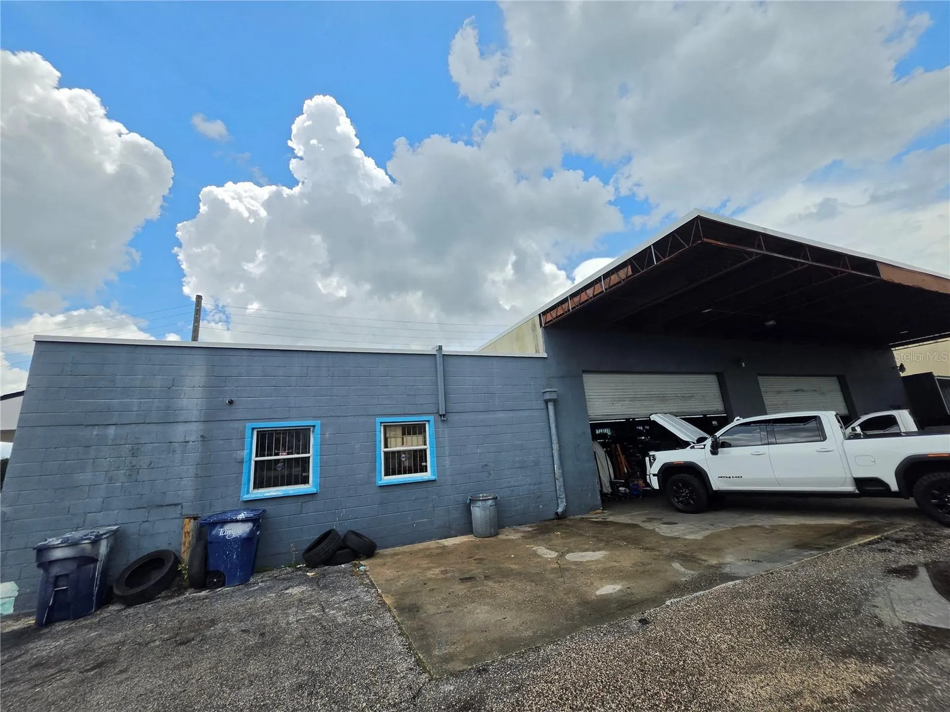 1942 E Hillsborough Avenue Tampa FL 33610