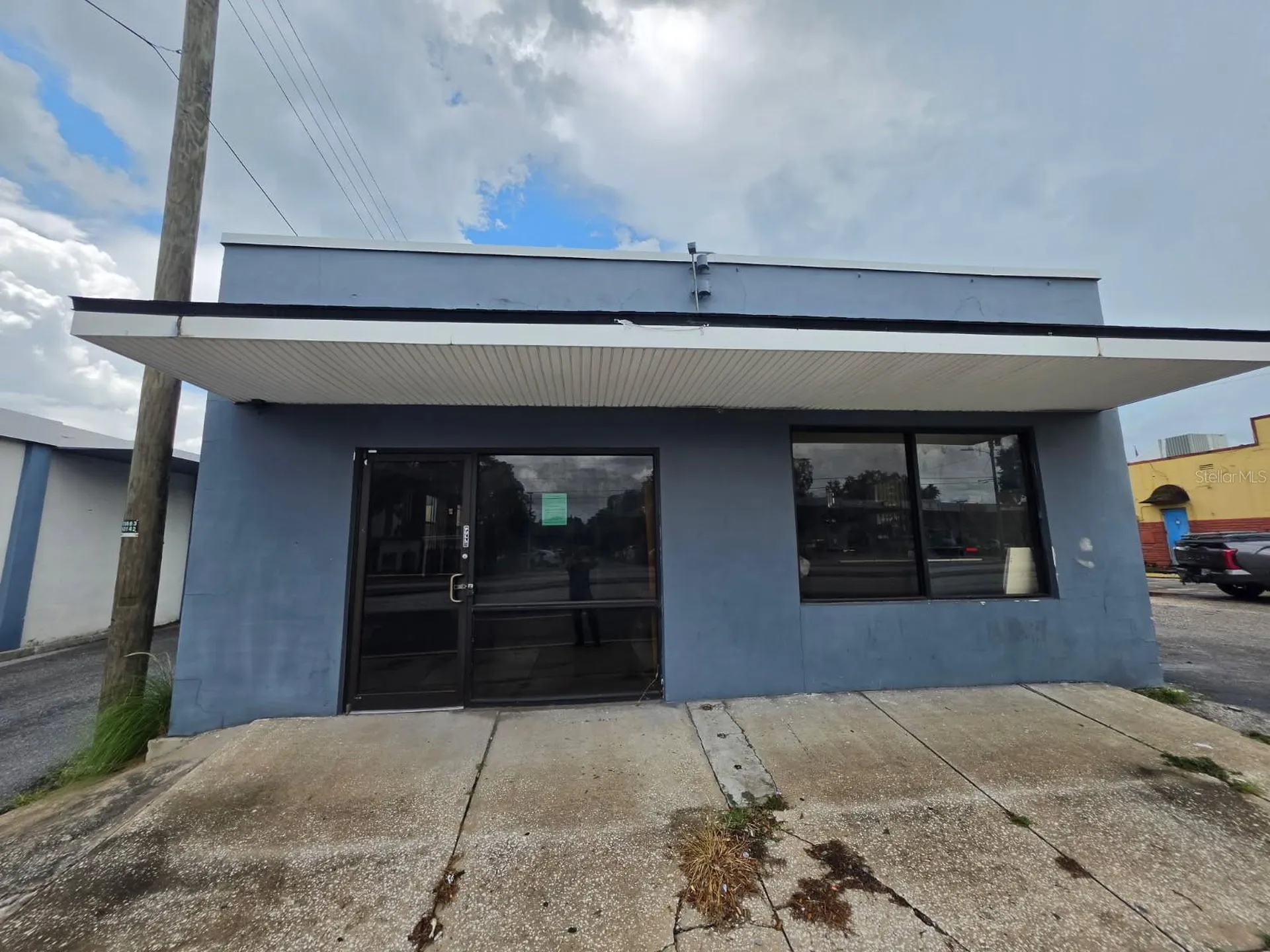1942 E Hillsborough Avenue Tampa FL 33610
