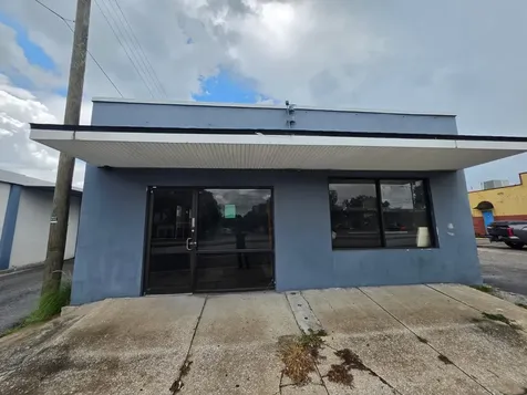 1942 E Hillsborough Avenue Tampa FL 33610