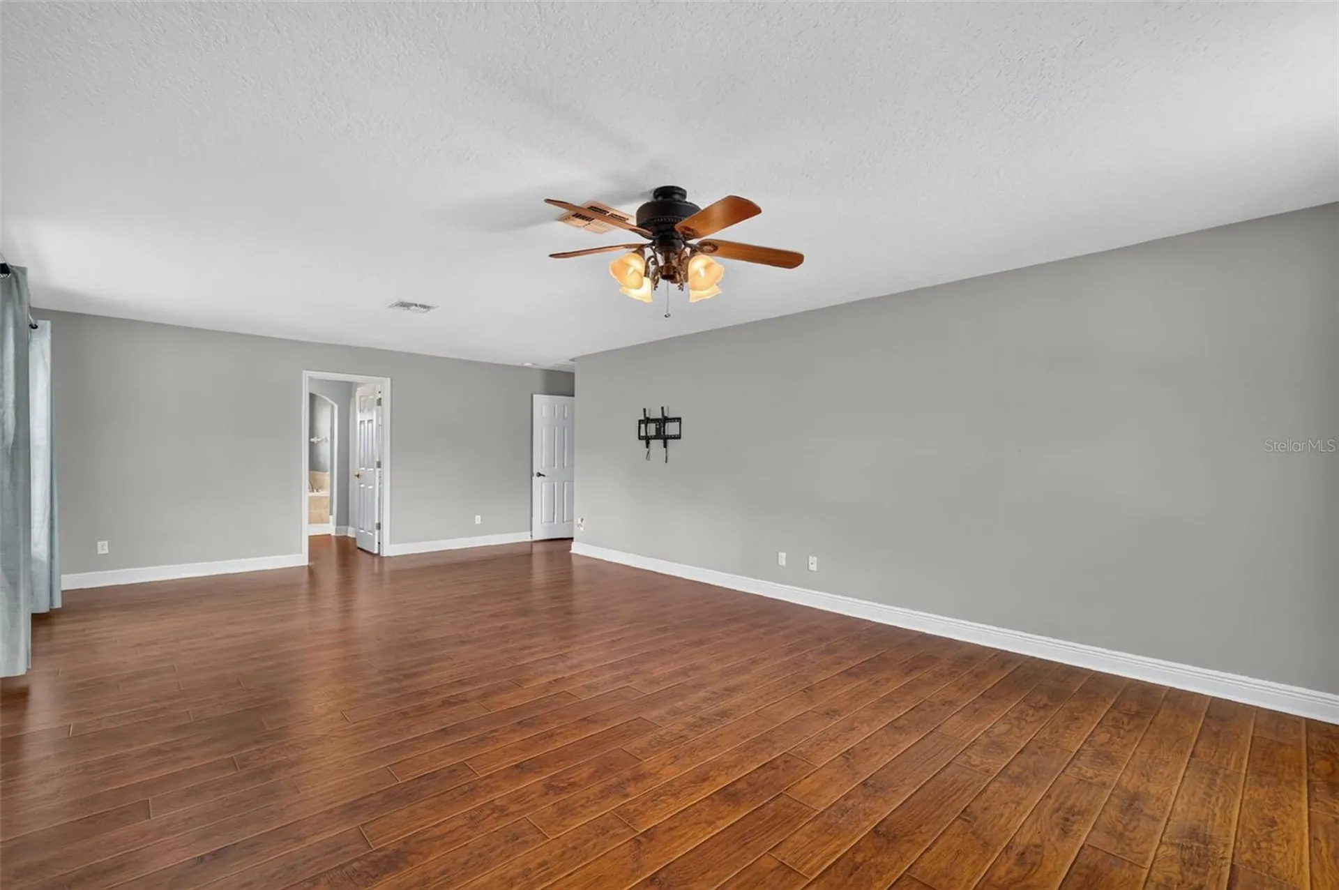 30113 Jutland Court Mount Dora FL 32757