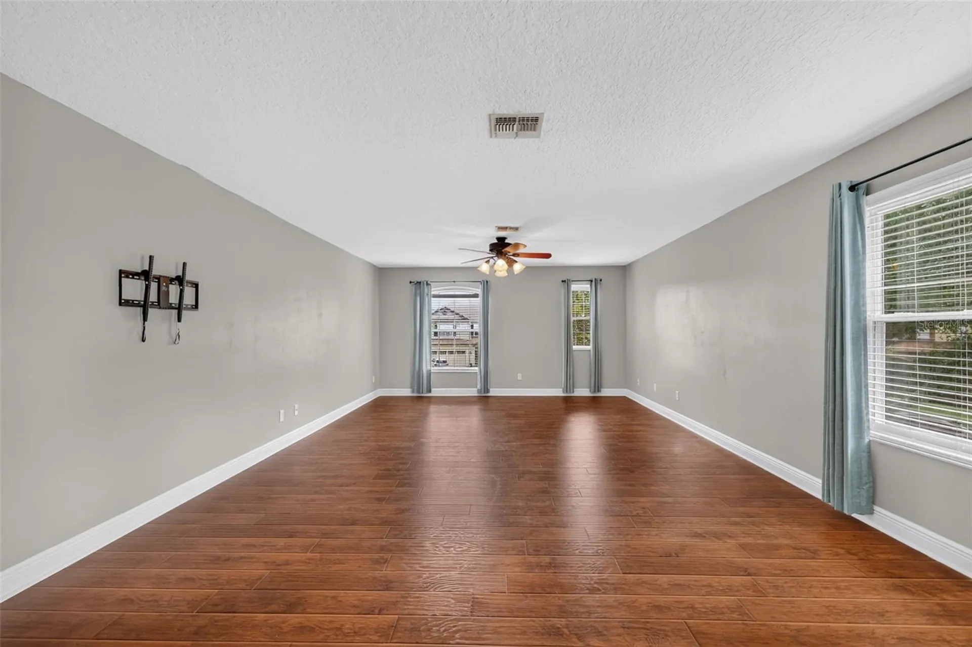 30113 Jutland Court Mount Dora FL 32757