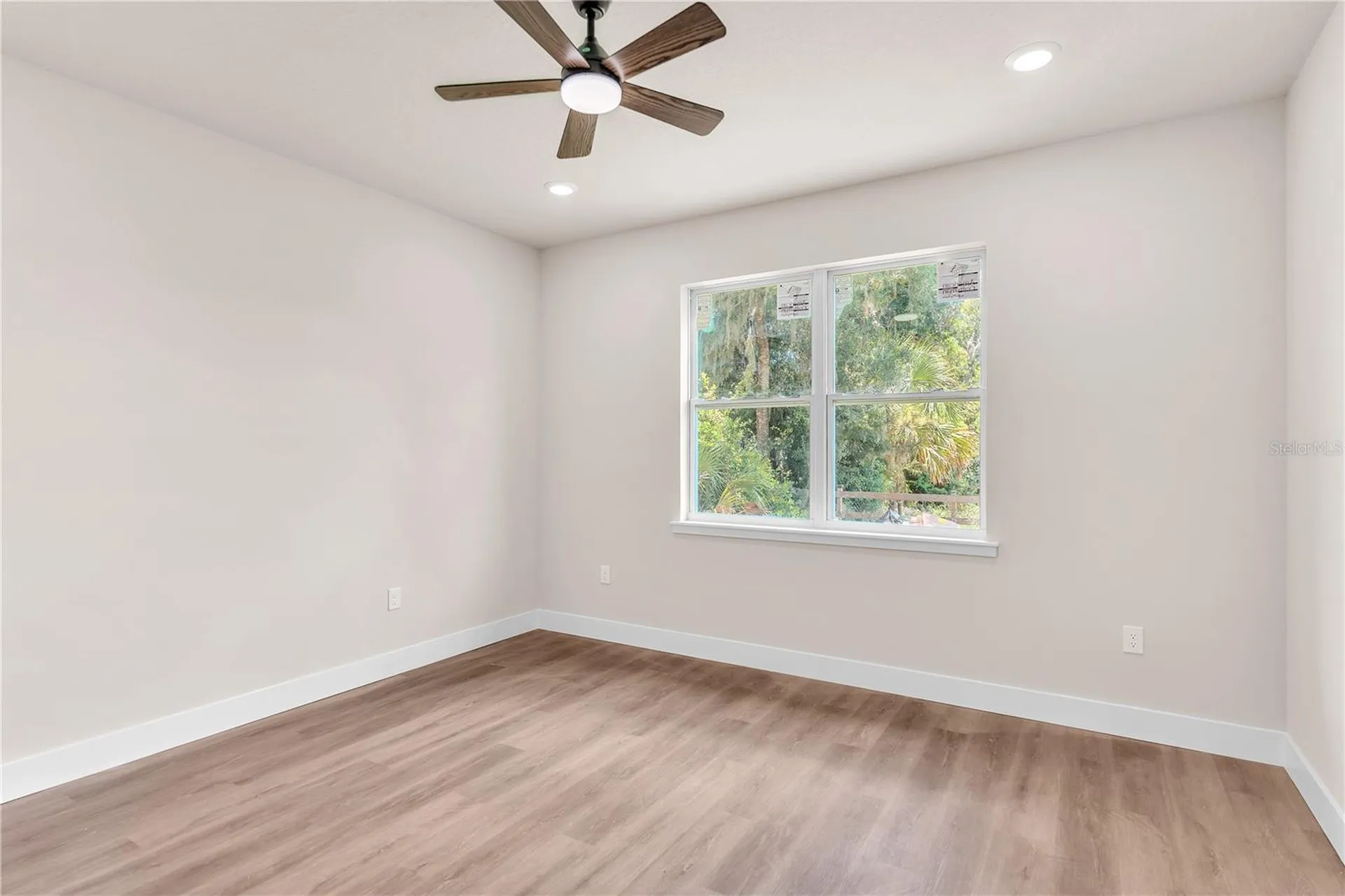 2203 W Lowry Avenue Plant City FL 33563