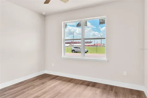 2203 W Lowry Avenue Plant City FL 33563
