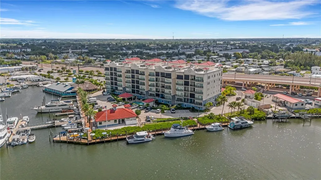 505 Tamiami Trail N Venice FL 34285
